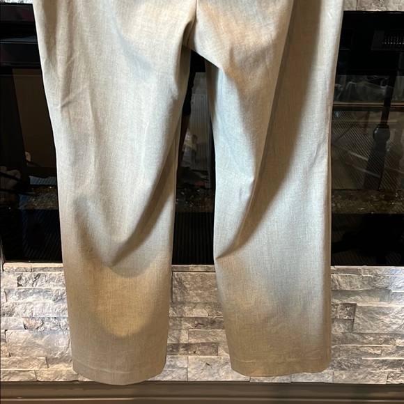 Talbots woman's classic Tan pants size 12 P - Picture 12 of 13